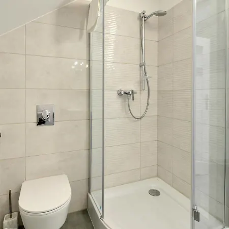 Everysky - Wilcza 3f-2 アパート *